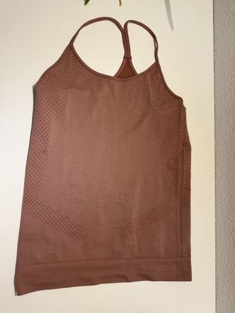 2x Yoga/Pilates Top 