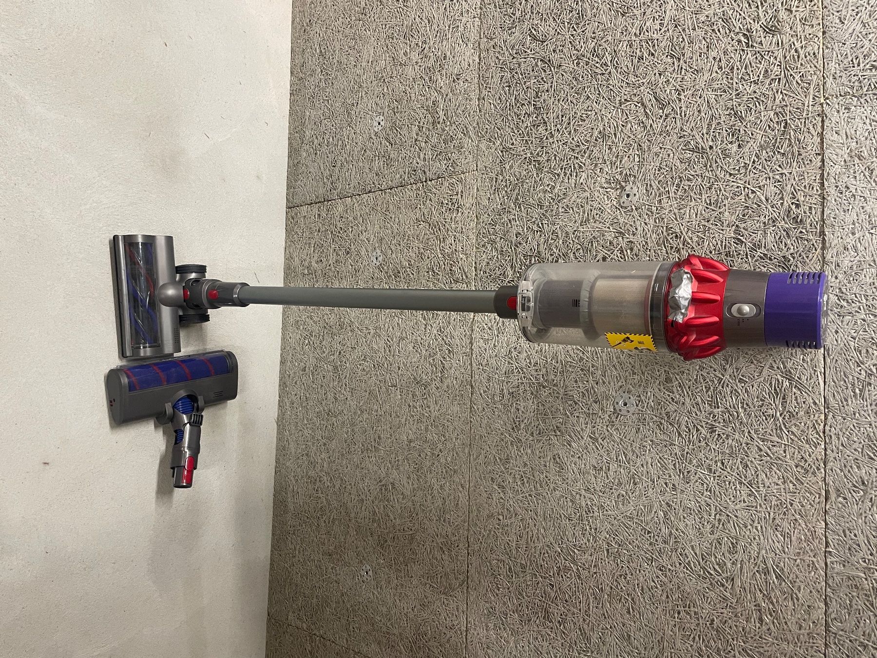 Dyson Aspirateurs & Accessoires: Dyson Staubsauger – D'occasion à Winterthur par Nina_Ber