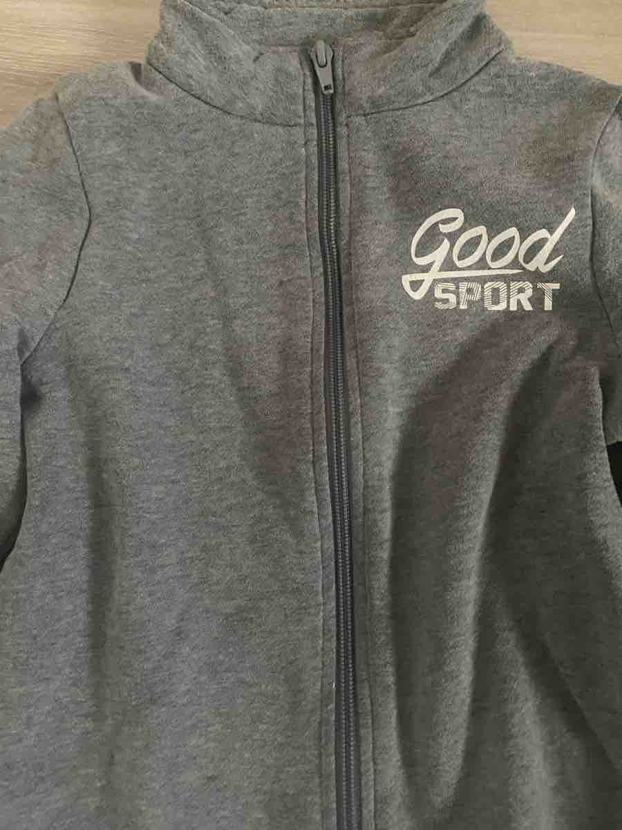 Maglioni & Felpe: Pullover avec fermeture éclair, bon état taille 122cm – Nuovo (secondo la descrizione) da Chamoson venduto da Pince26 1