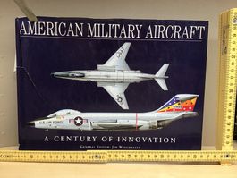 American Military Aircraft - Jahrhundert Innovation Buch