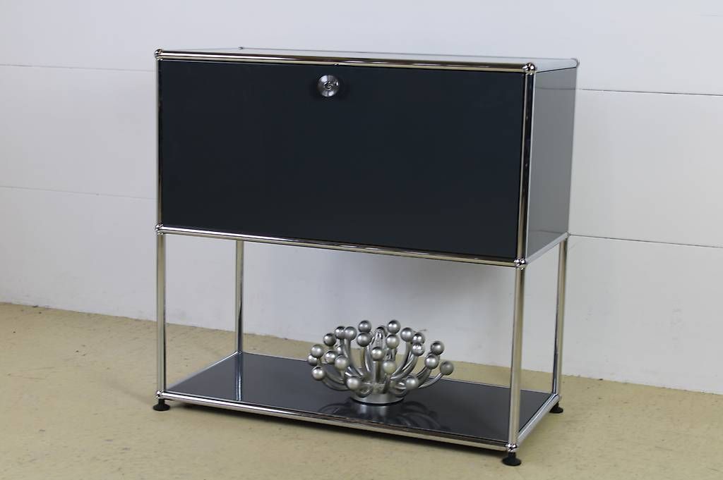 Regale: USM Sideboard Anthrazitgrau – Gebraucht aus Meinisberg von atelier_TILIJA 5