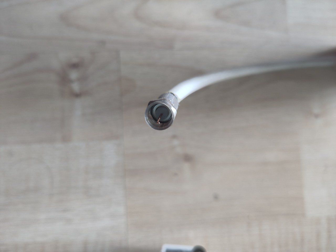 Kabel: Antennenanschlusskabel 2m – Gebraucht aus Baden von kenaborks111 3