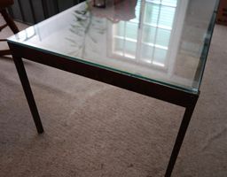Vintage Couchtisch Glas und Messing aus den 1960er Jahren