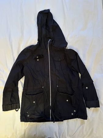 Schwarze Übergangsjacke