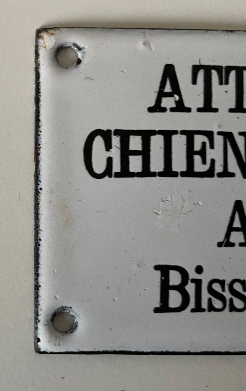 Insegne:  Ein zweisprachiges Warnschild Emailschild  – Usato da Basel venduto da Jcva 3