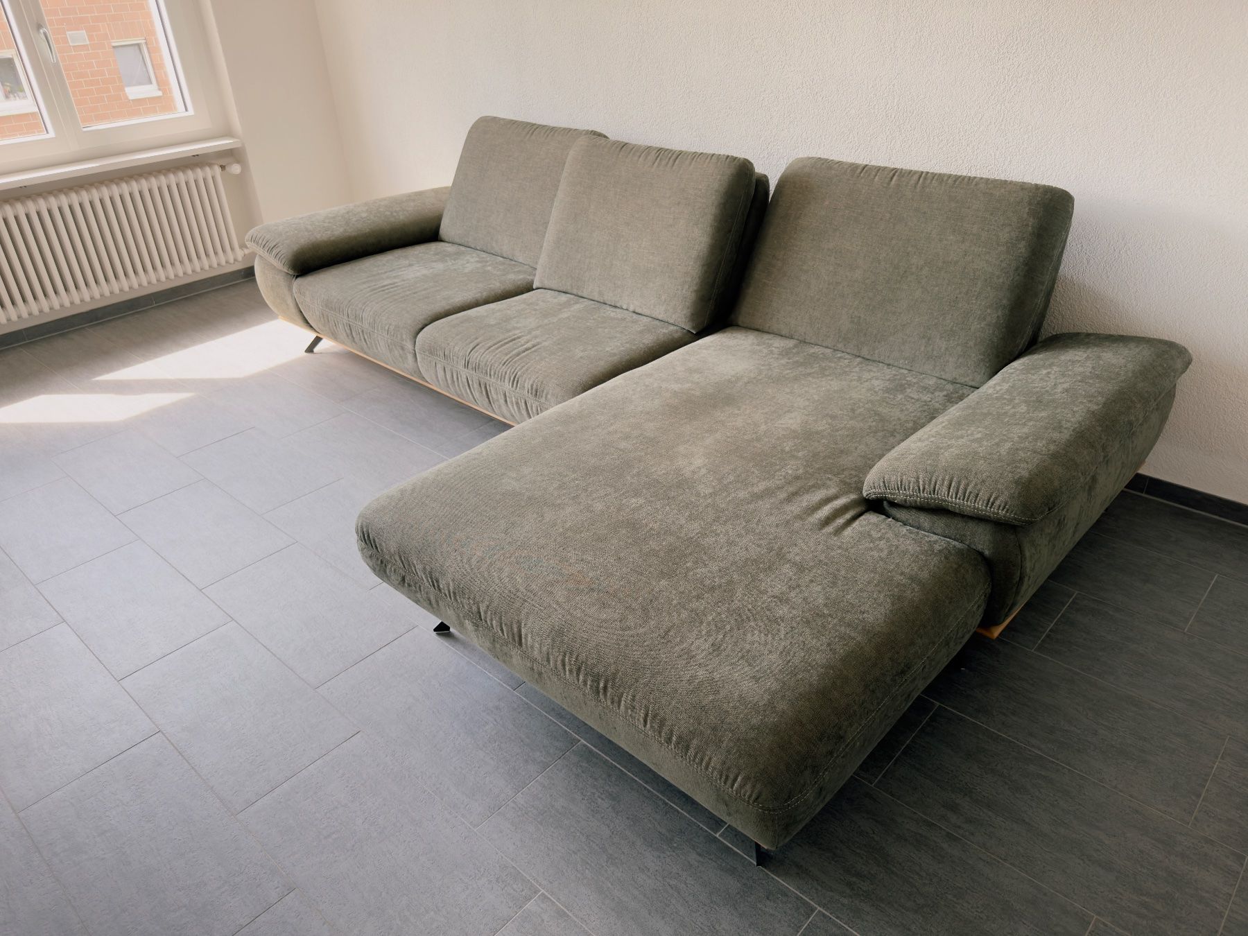 Sofas: Designer Sofa mit Longchair – Gebraucht aus St. Gallen von dan_8c27 4