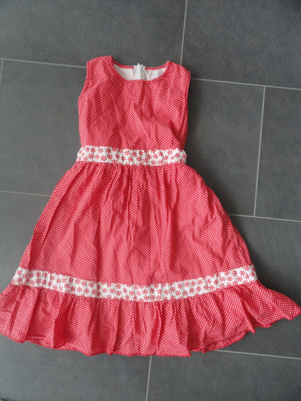 Jako-O Vestiti & Gonne: JAKO-O SOMMERKLEID GR. 104/110 *** – Nuovo (secondo la descrizione) da Uetendorf venduto da bibibop