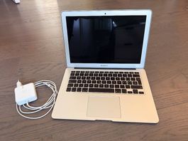 MacBook Air 13”