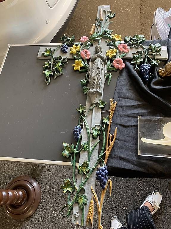 Sculture & Statue: Grosses Antikes Grabkreuz Eisen massiv – Usato da Rothrist venduto da Oddymanliane 3