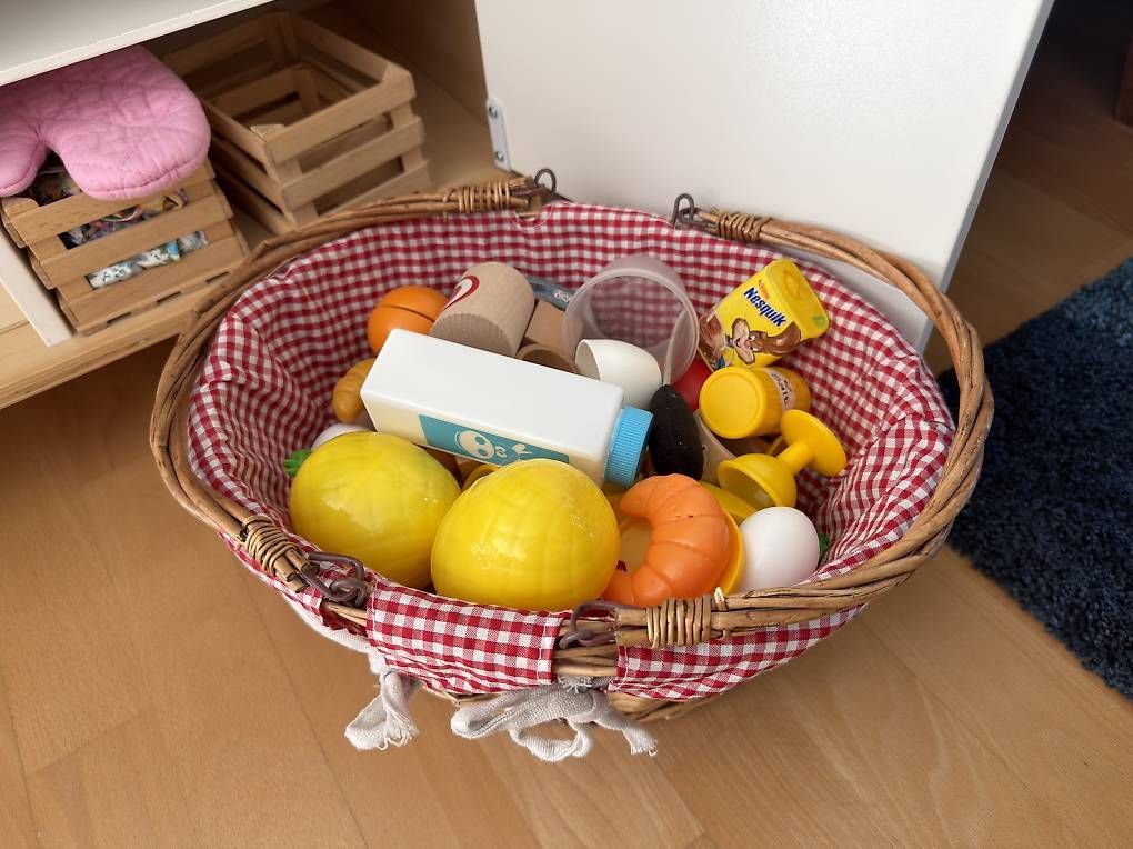 Ikea Spielzeuge: Ikea Küche – Gebraucht aus Bassersdorf von andrecandeias 3