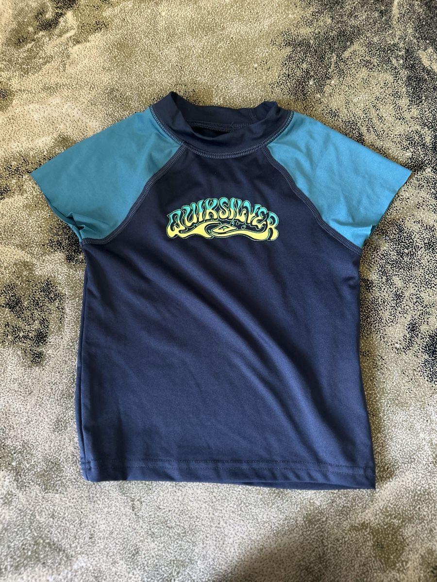 Quiksilver Costumi da bagno: Quicksilver Swimmshirt / UV / Spf 50 / 3-4Y – Usato da Zollikon venduto da JuRock