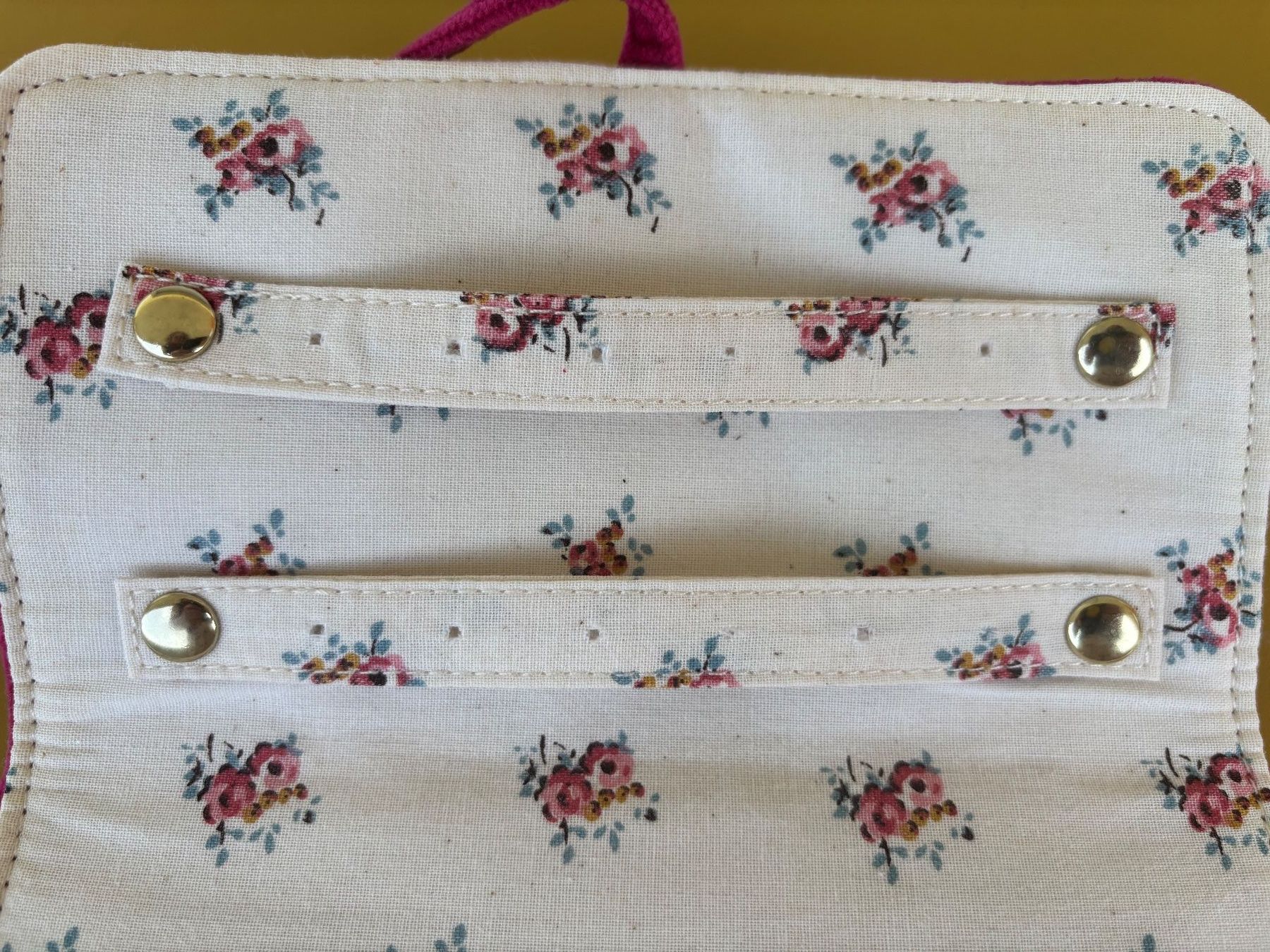 Sezane Sacs: SEZANE Schmuck Täschchen pinker Samt – D'occasion à Zürich par missmodernage 4