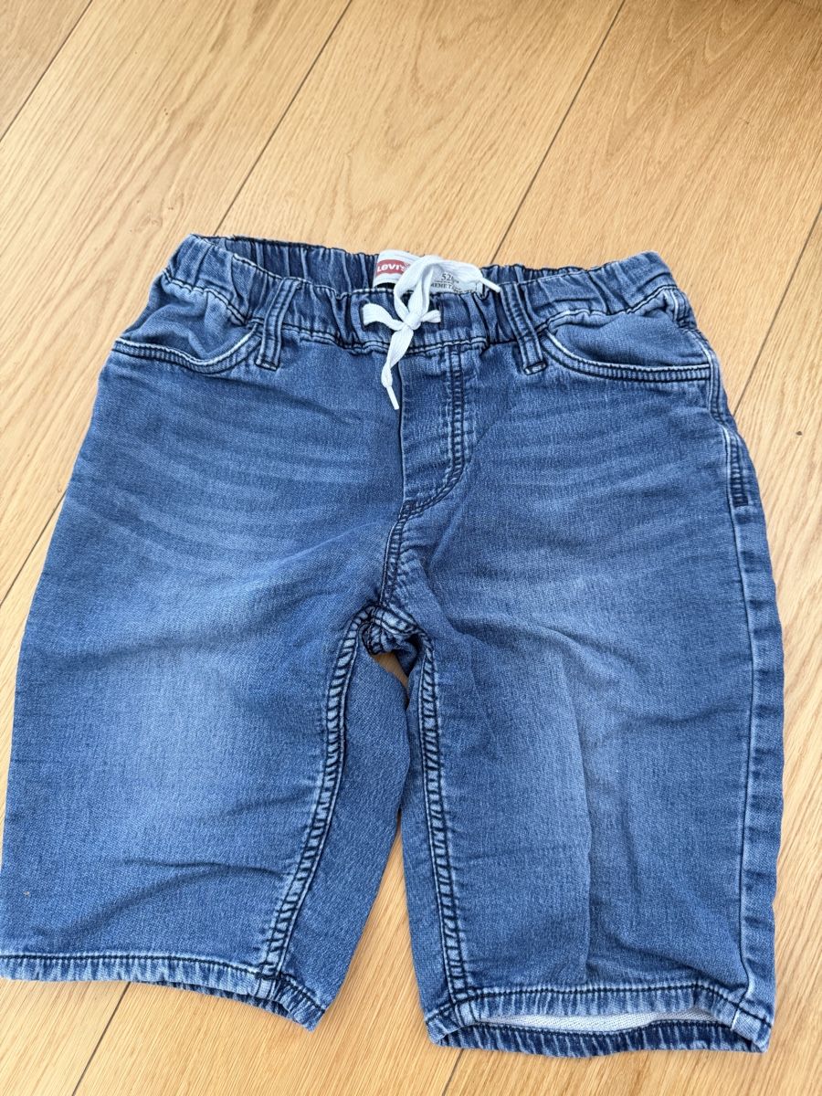 Levi's Kleiderpakete & -sets: Lot shorts garçon14/16 ans Lévis  – Gebraucht aus Prangins von Leelou11 1