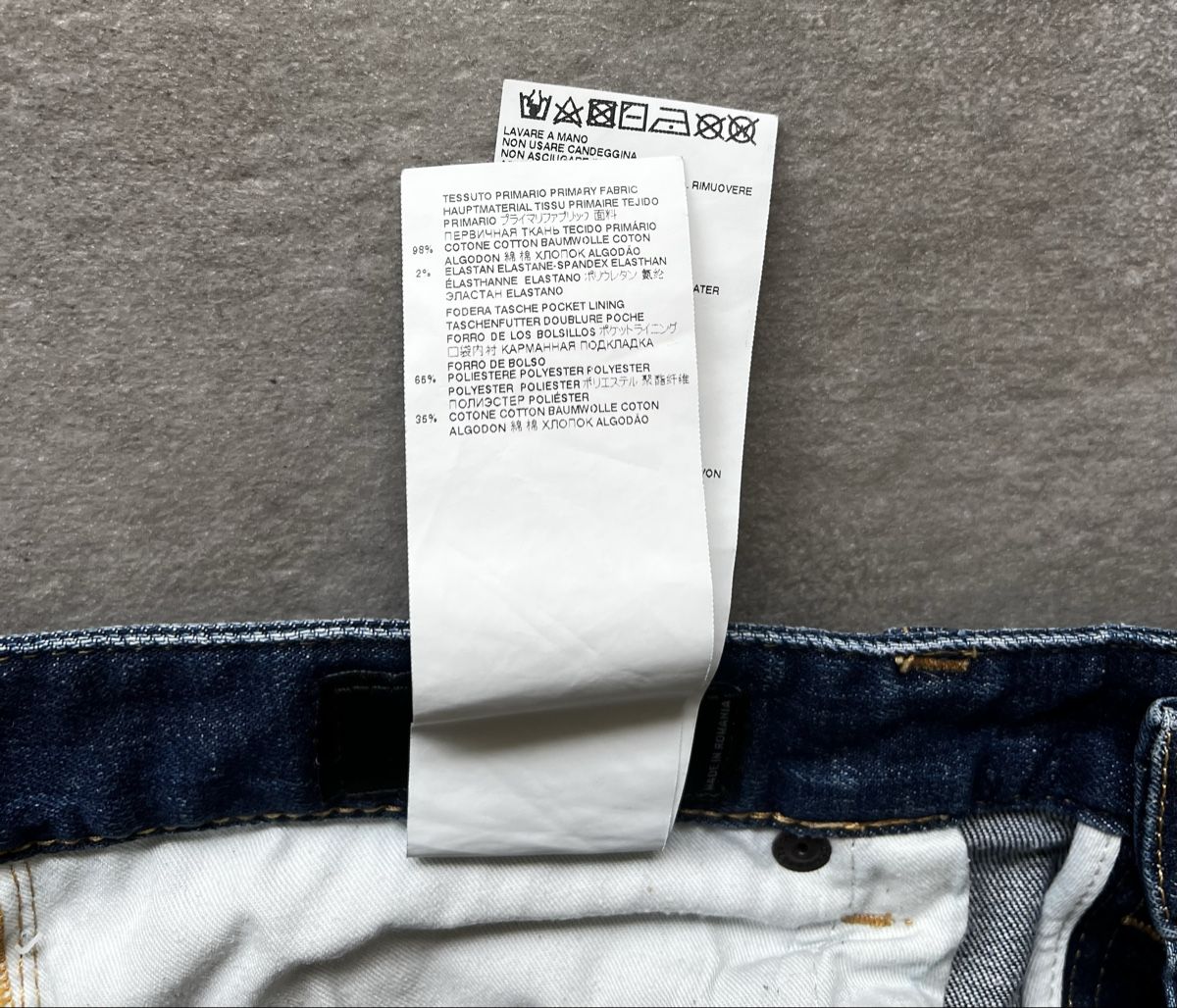 Dsquared2 Jeans: Dsquared2 jeans uomo 50 – D'occasion à Mendrisio par fly_9wzx 9