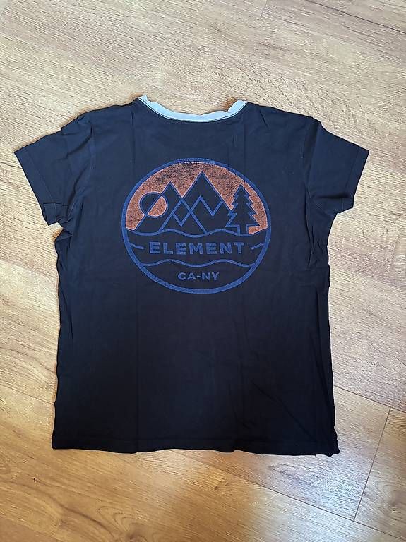 T-shirt: T-Shirt von Element – Usato da Rupperswil venduto da az5_x87v 1
