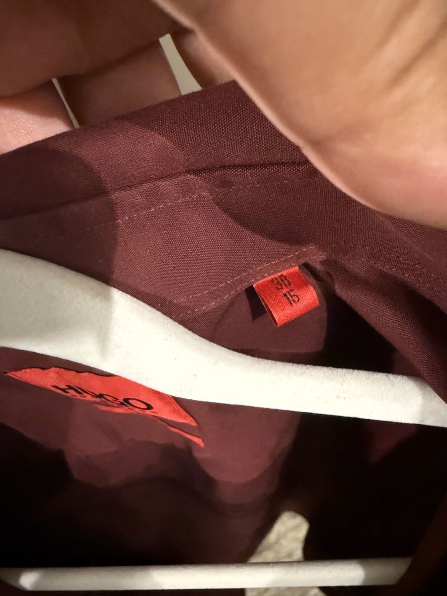 Hugo Boss Camicie: Hugo Boss Hemd in bordeaux 38/15 – Nuovo (secondo la descrizione) da Winterthur venduto da fij_f65r 5