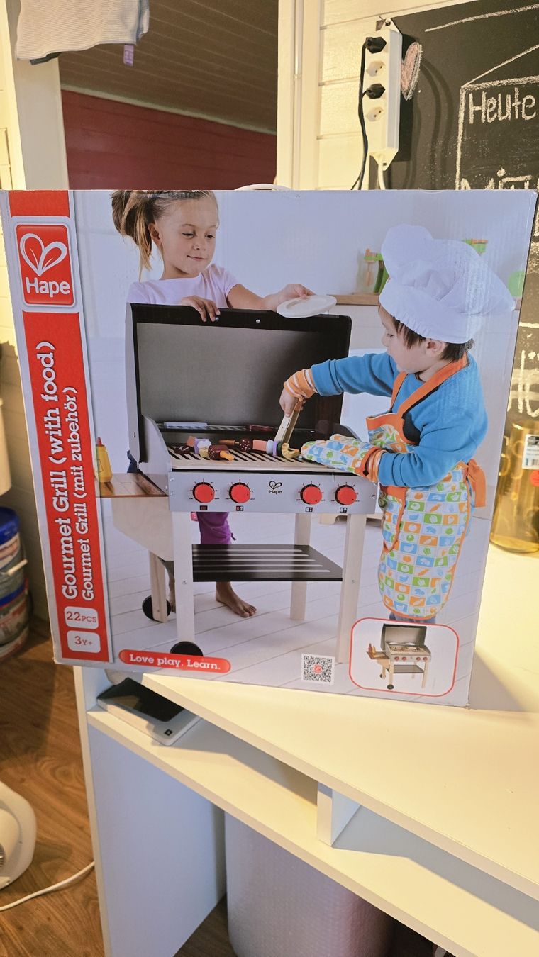 Hape Giocattoli: Hape Gourmet Grill mit Zubehör – Nuovo e nell'imballaggio originale da Dussnang venduto da Priska2285
