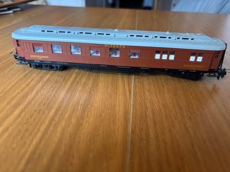 Trains électriques: Wagon restaurant sans marque  – D'occasion à Orbe par car_8grw