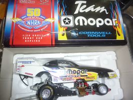FUNNY CAR