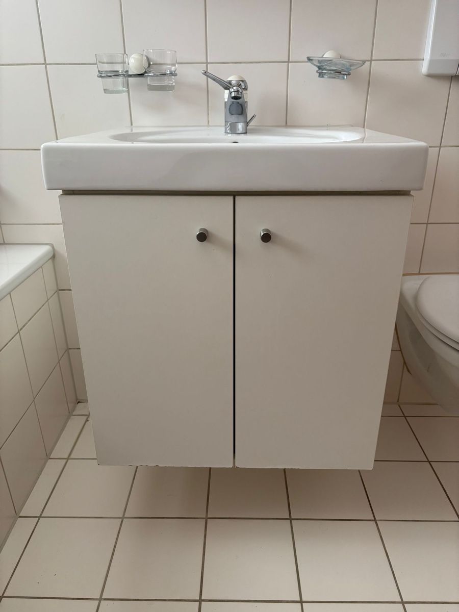 Mobili per bagno: Badmöbel Unterbau – Usato da Wolfenschiessen venduto da Ammas