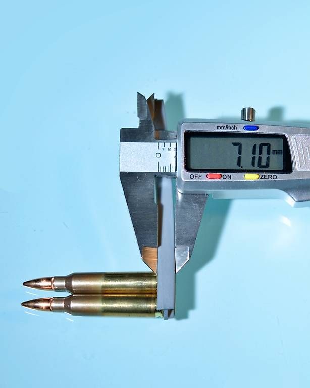 Tutti gli attrezzi: AR / M4 Magazin Ladehilfe Speedloader – Nuovo (secondo la descrizione) da Birmensdorf ZH venduto da VoodooClone 6