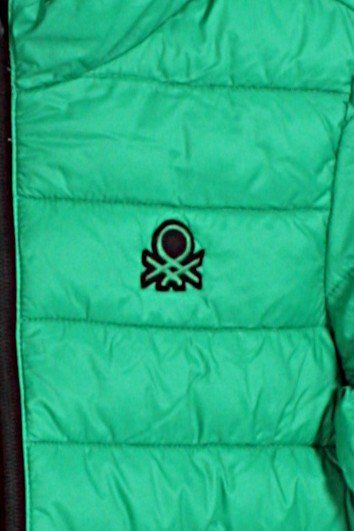 Benetton Giacche & Cappotti: Grüne Kinderjacke Gr. M – Usato da Zollikofen venduto da Restwert_Zollikofen 2
