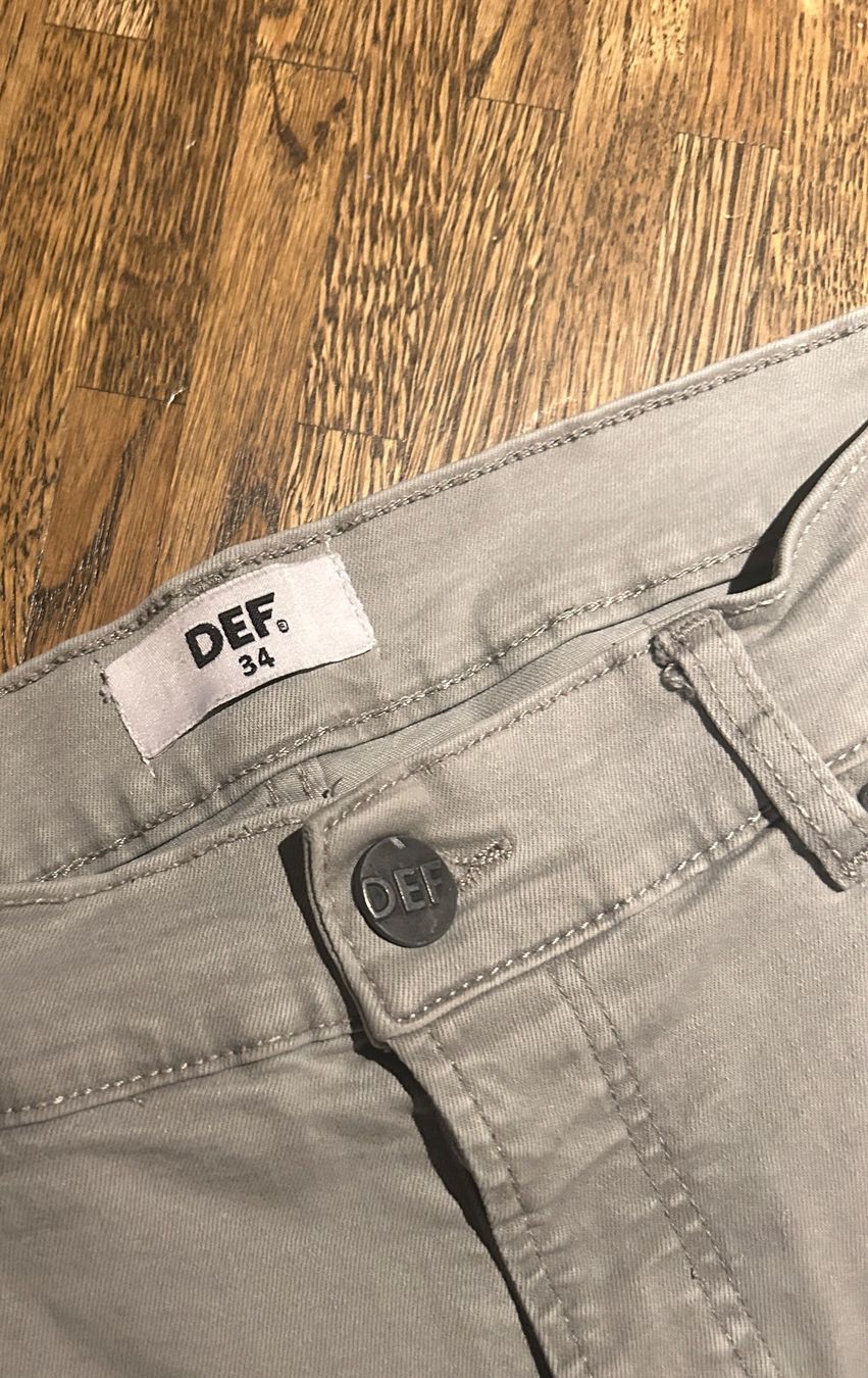 Jeans: DEF Herren Hose beige Grösse 34 – Gebraucht aus Bern von cip_v9xh 1