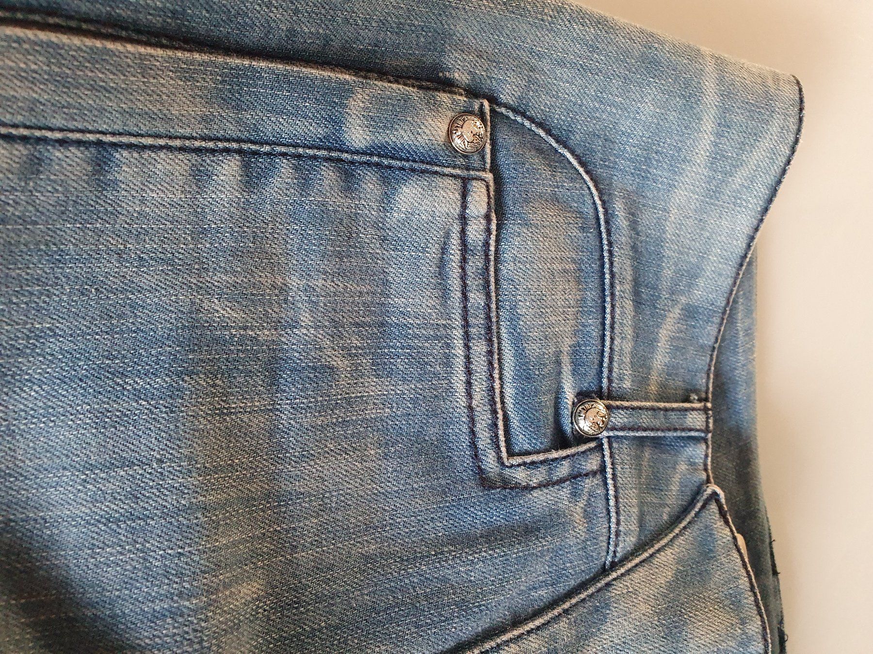 Balmain Jeans: Jean slim PIERRE BALMAIN, 36 FR, VINTAGE – Nuovo (secondo la descrizione) da Grand-Lancy venduto da kri_qk5y 6