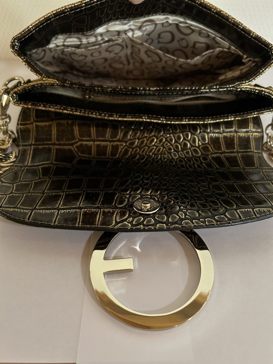 Guess Borse da donna: Neu Handtasche Guess – Nuovo (secondo la descrizione) da Schangnau venduto da and_rsg2 5