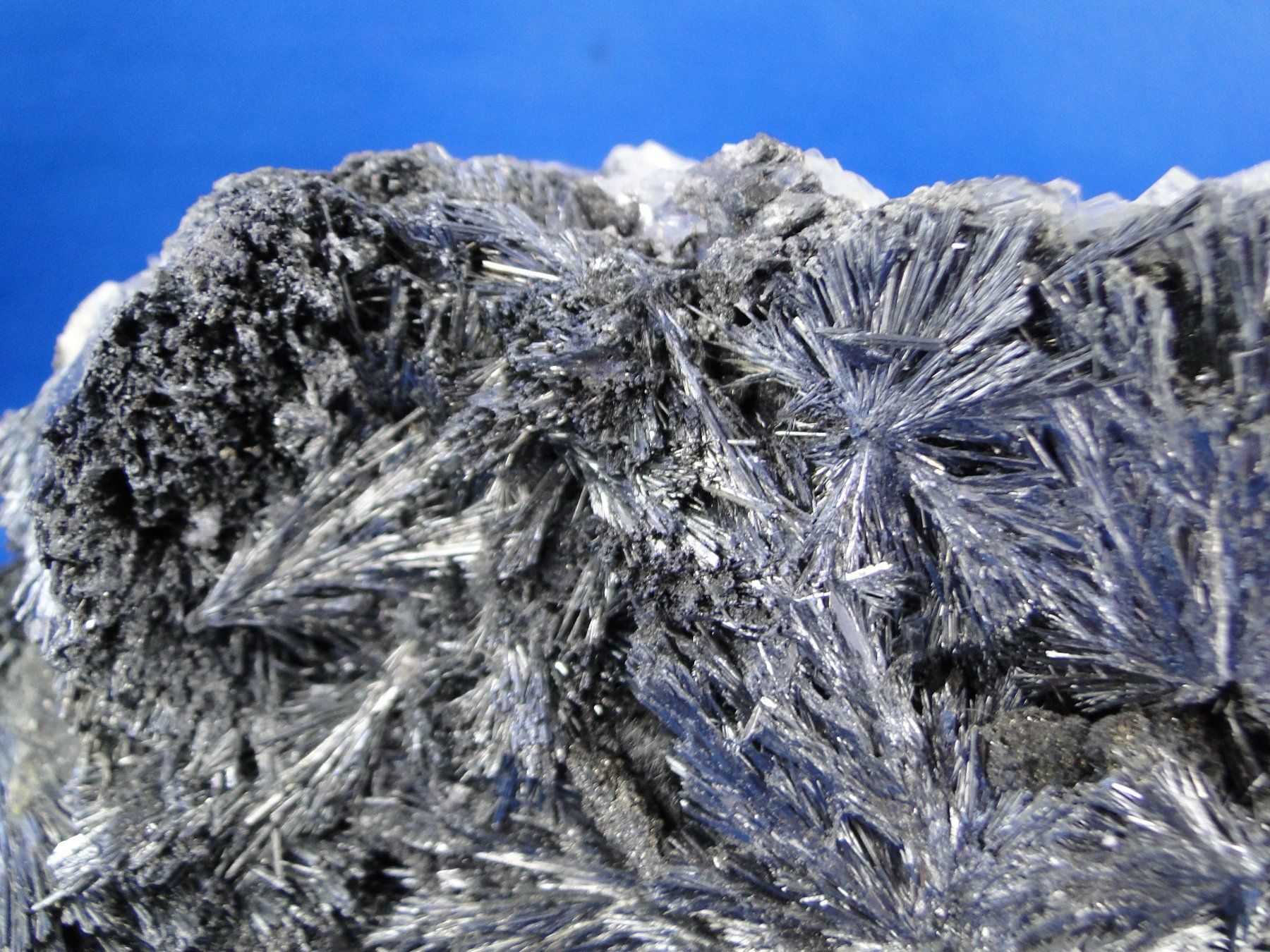Minerali & Pietre curative: Baryt auf Berthierit – Usato da Schinznach Bad venduto da Demerald 6