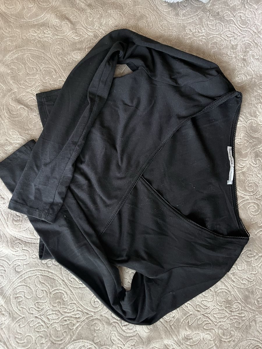Bershka Tops: Haut noir  – Neuf (Voir description) à Genève par soraia.simao 1
