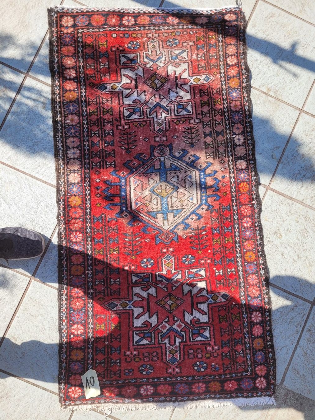 Tappeti: orientalischer Wollen Teppich Rot ca. 69 x 133 cm – Usato da Rüschegg-Heubach venduto da Ofen111 1