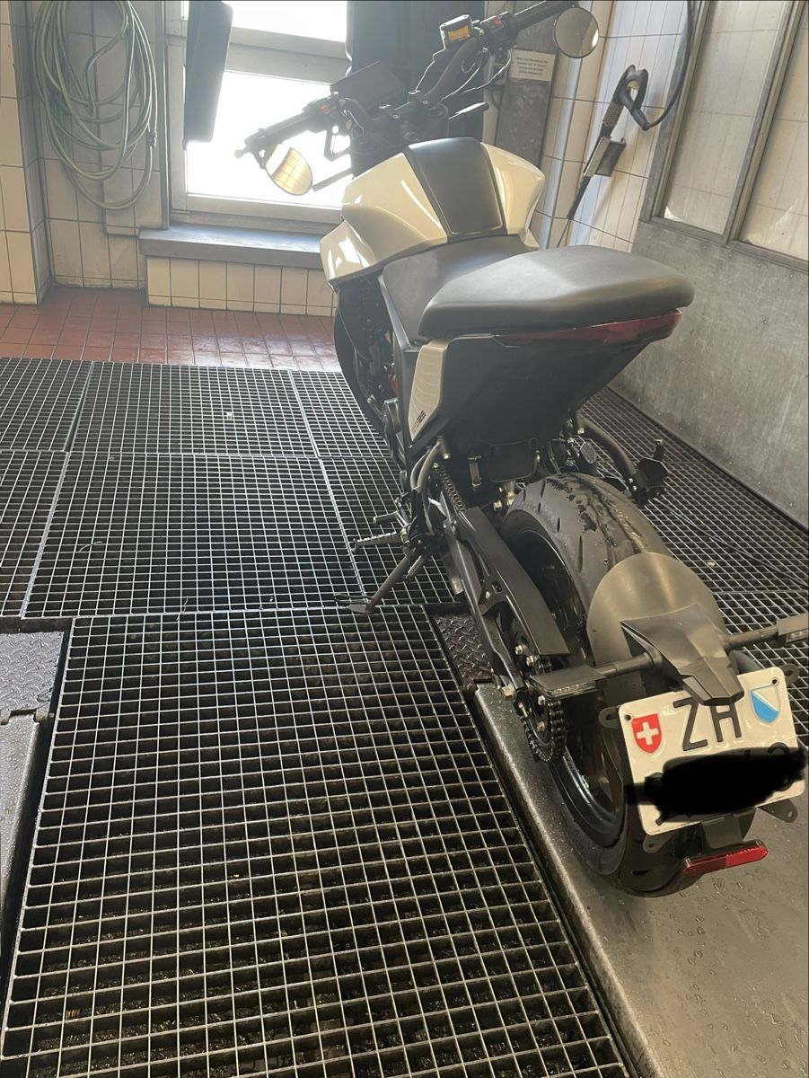 Malaguti Strasse: Malaguti Drakon 125 – Gebraucht aus Zürich von jer_czq8 6