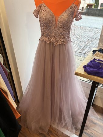 Abendkleid Grösse M🤗🤗 Neupreis 320.-