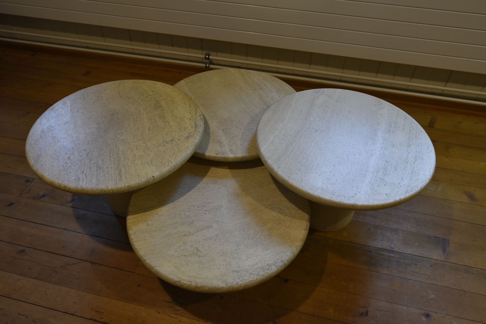 Tavoli: Vintage Travertin Couchtische – Usato da Lichtensteig venduto da UsedIN 2