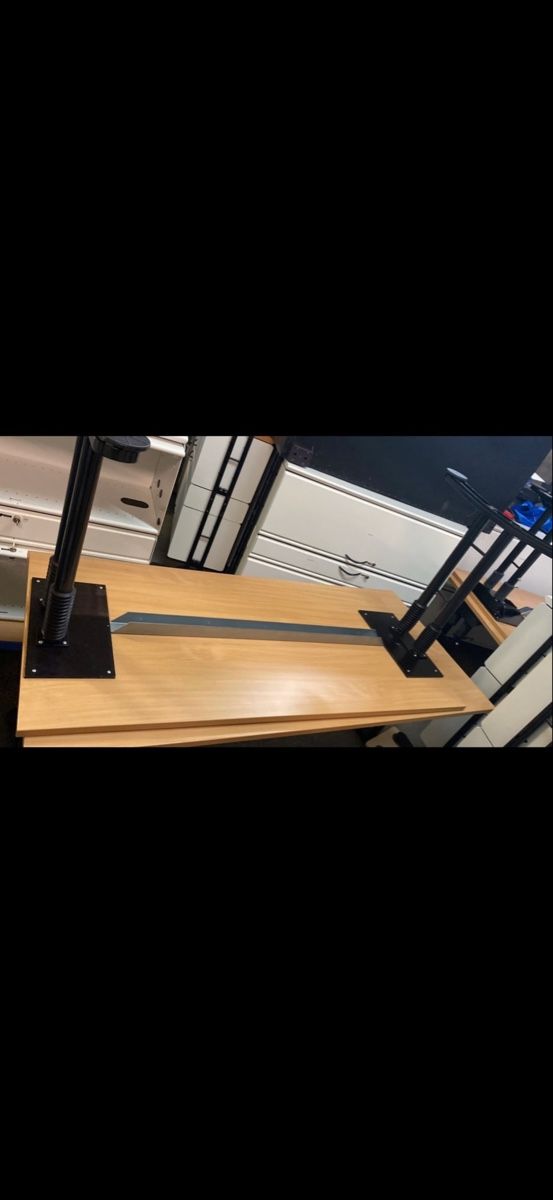 Scrivanie: USM Haller Kitos Schreibtisch – Usato da Pratteln venduto da dml_9xvr