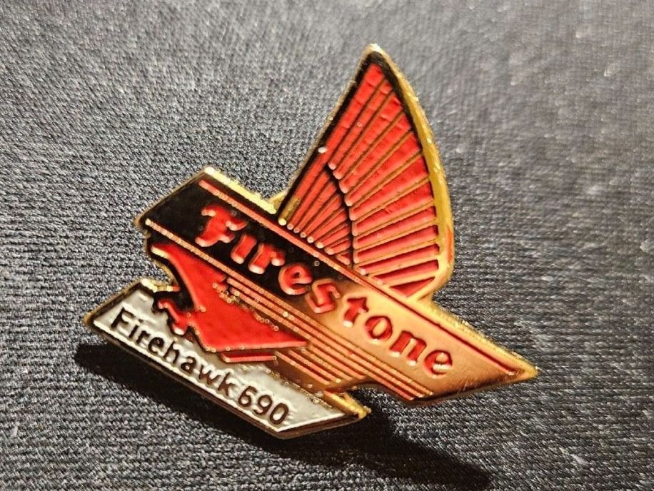 Spille & Fermagli: Pin Firestone – Usato da Bern venduto da Respirit 1