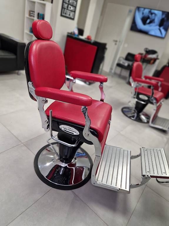 Puppen: Vendo arredamento da Barbiere, Salon Ambience – Gebraucht aus Cureglia von hus_5f6l 3