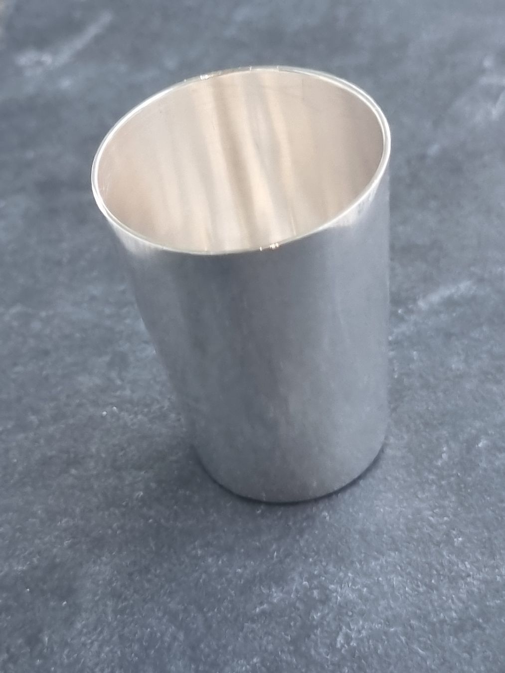 Verres: Verre en argent 800 C. KINZEL – D'occasion à Les Cullayes par yan_nvn9 2