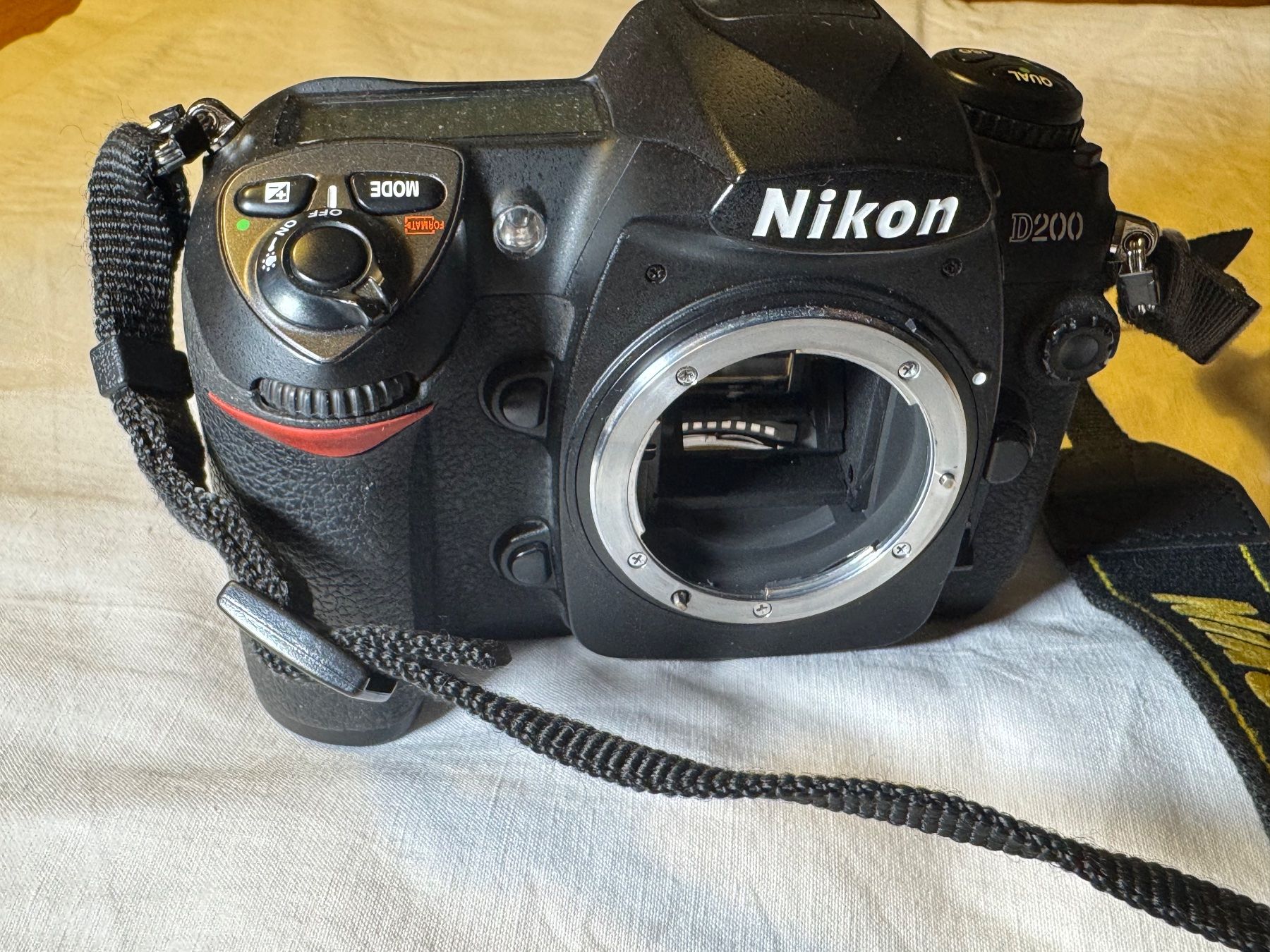 Nikon Appareil photo: Nikon D200 – D'occasion à Uster par fredigut