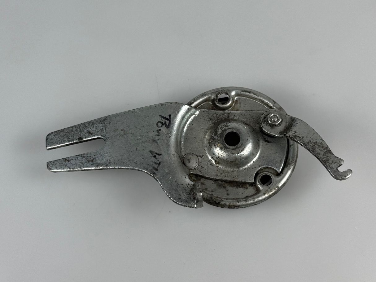 Pony Ciclomotori: Bremsplatte Pony hinten Occ – Usato da Hallau venduto da mofaplus