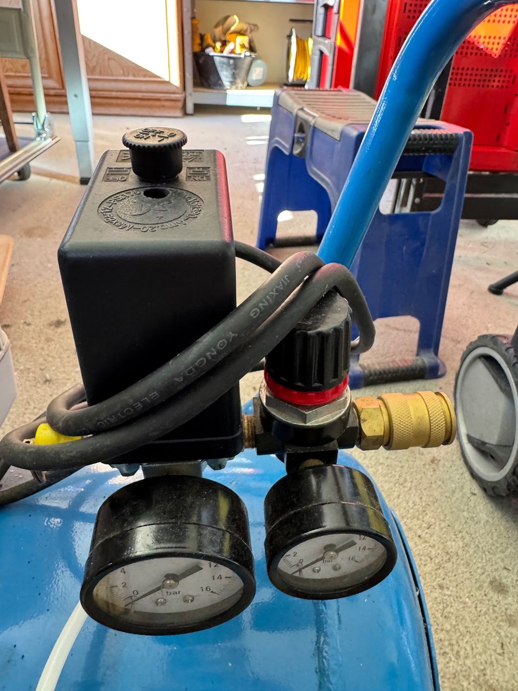 Compressori: GÜDE Kompressor 225/8/24 "Ölfrei"! – Usato da Beckenried venduto da chef3945 2