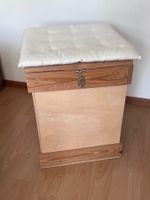 Holztruhe / Sitztruhe mit Polster – Aufbewahrungsbox aus Hol
