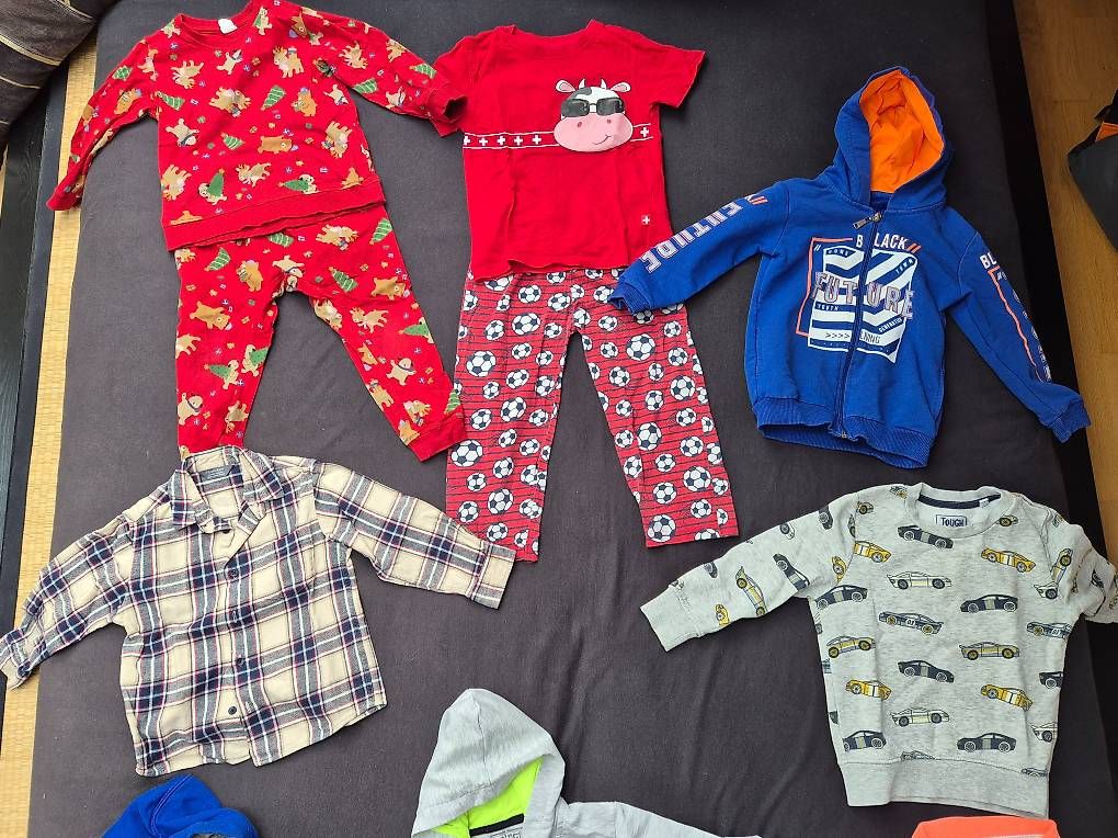 Lotti & Set di vestiti: Jungenkleiderpaket Gr. 104 – Usato da Kriens venduto da Moana89 3