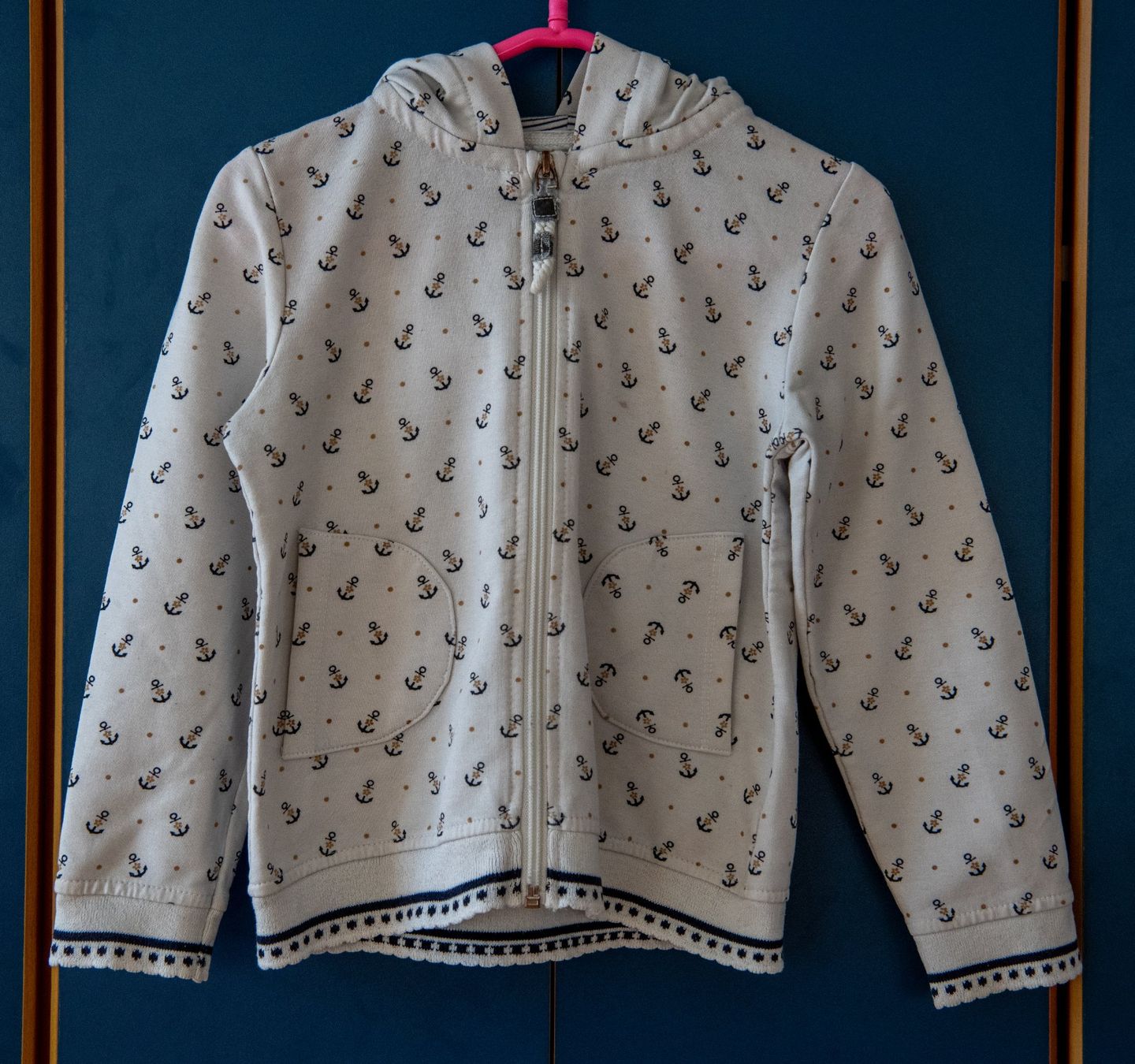 Mayoral Pullover & Sweatshirts: Hoodie von Mayoral, Gr. 110 – Gebraucht aus Meilen von luca70