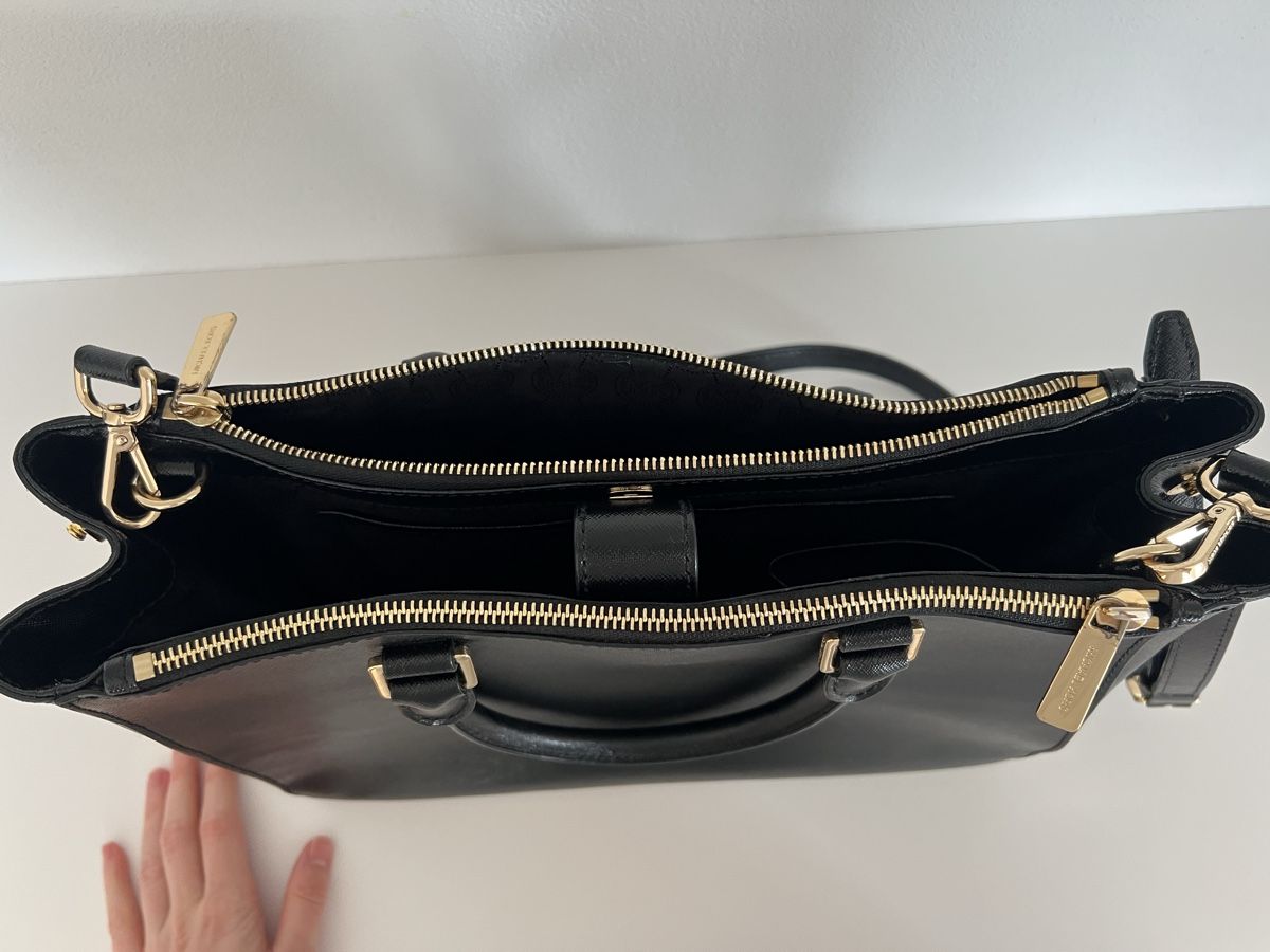 Michael Kors Borse da donna: Michael Kors Handtasche schwarz – Usato da Schenkon venduto da beetastic 8