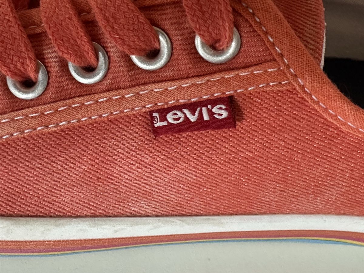 Levi's Scarpe da donna: Scarpa sneaker Levi’s – Usato da Castel San Pietro venduto da Moregi 3