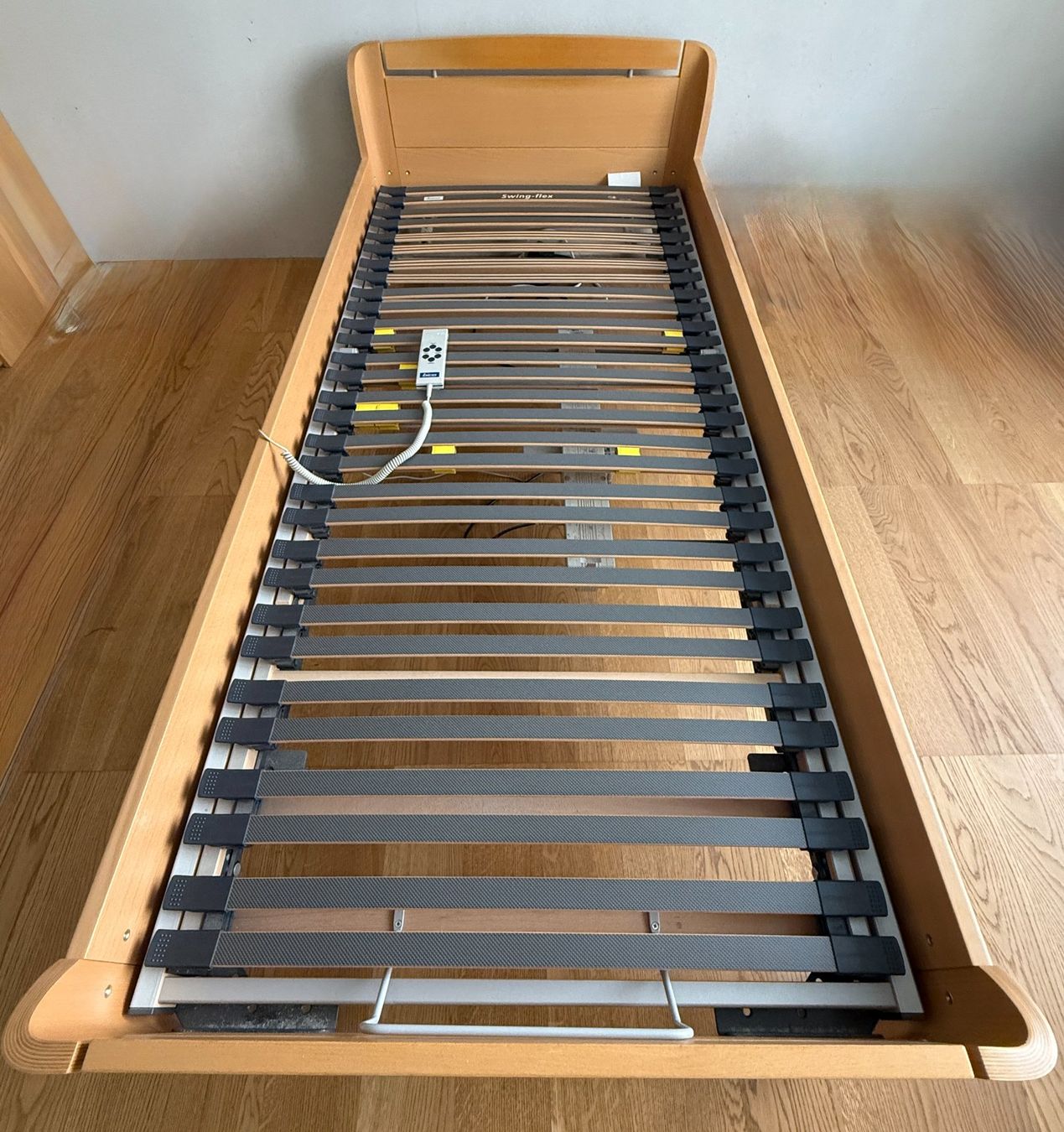 Bico Reti a doghe: Bett elektr. verstellbarem BICO Flex Lattenrost und Matratze – Usato da Brütten venduto da Brummer