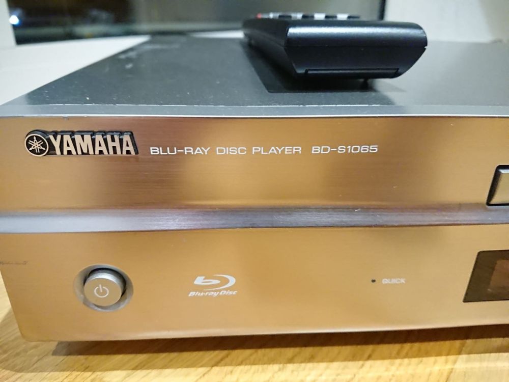 Yamaha BDS1065 BluRay mit 7.1 analog Kaufen auf Ricardo