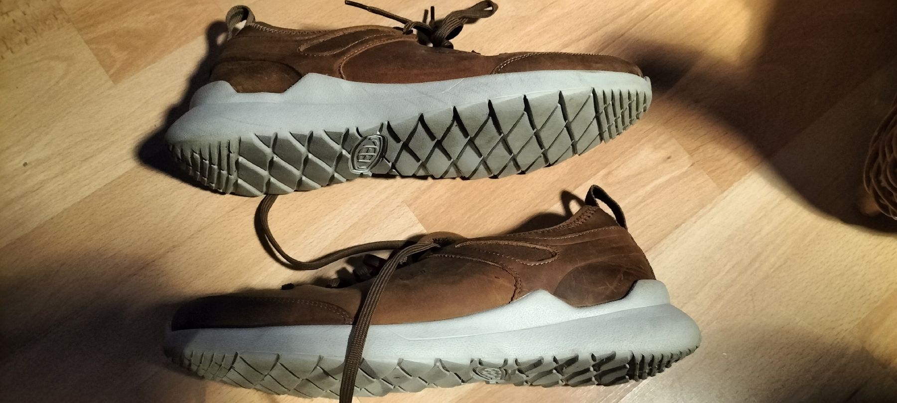 Keen Chaussures hommes: Keen Schuhe 43 – D'occasion à thalwil par manorojaie 3